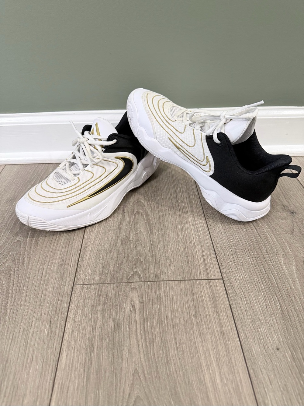 Nike Giannis Immortality 4